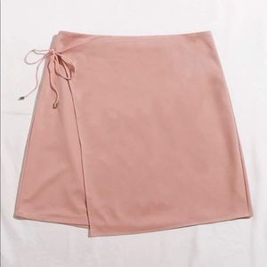 beautiful pink skirt!
